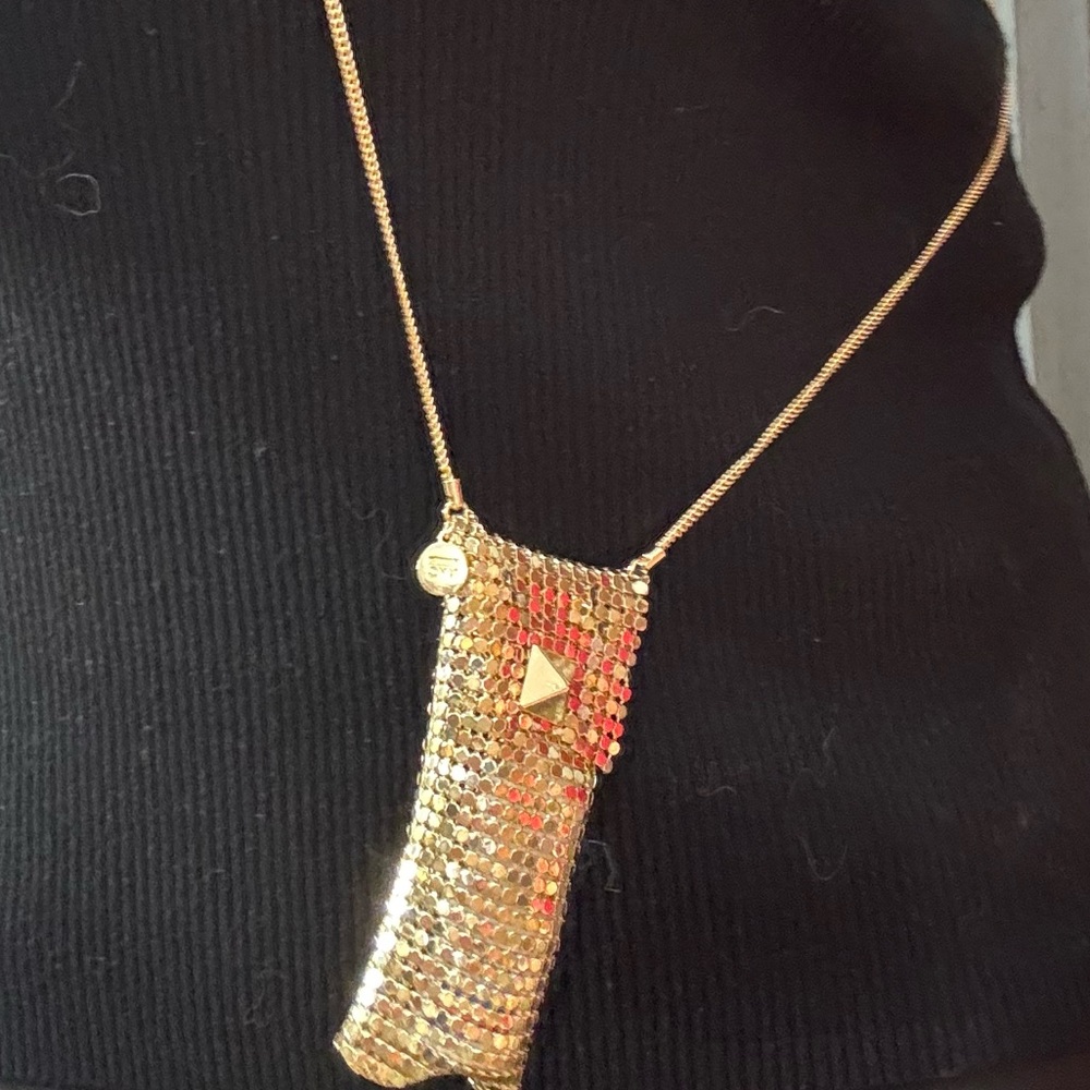 Buyer’s Giveaway